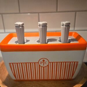 The Pampered Chef Orange and Gray Ice Pop Maker